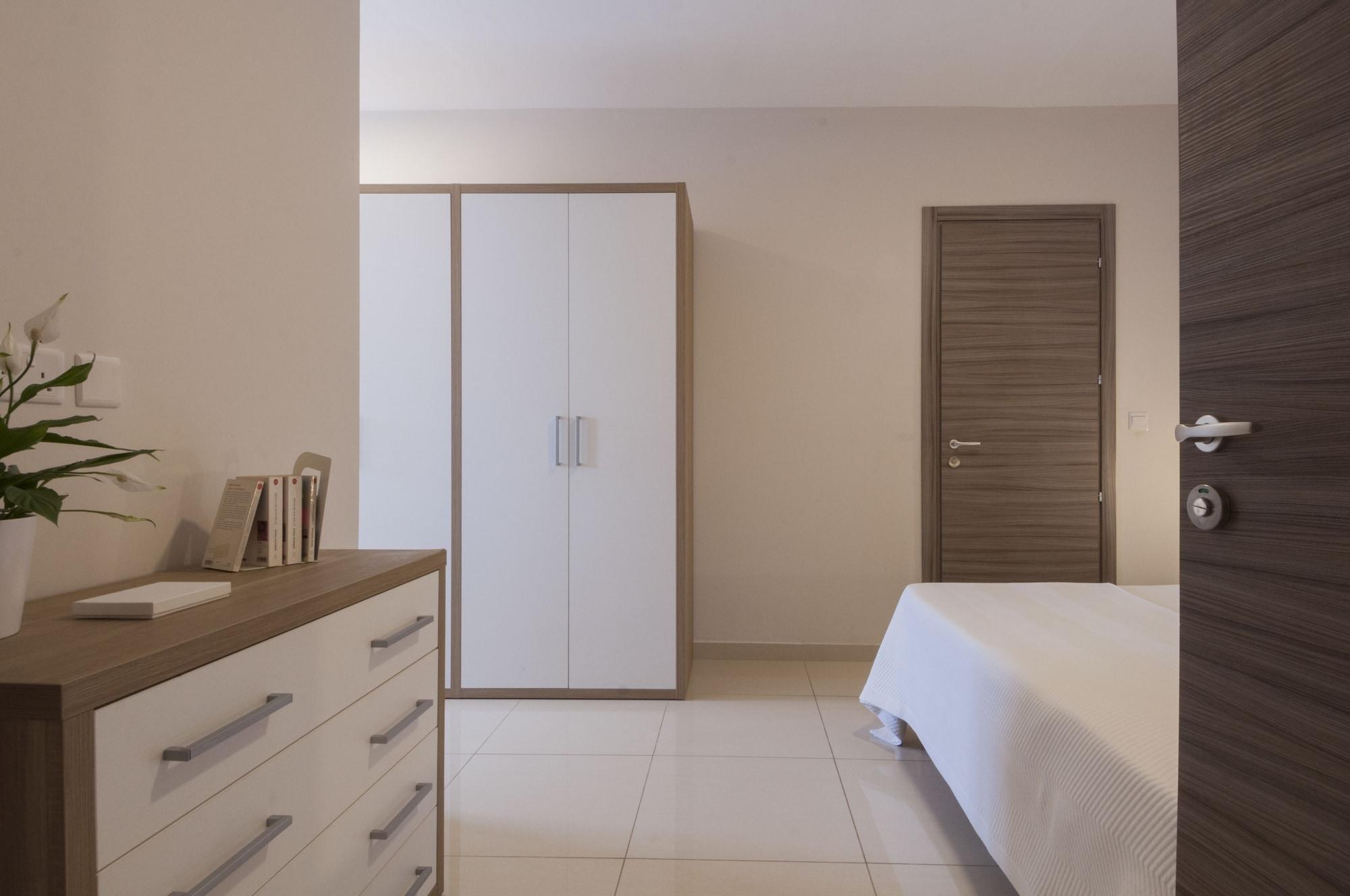 Blubay Apartments By St Hotels Gzira Luaran gambar