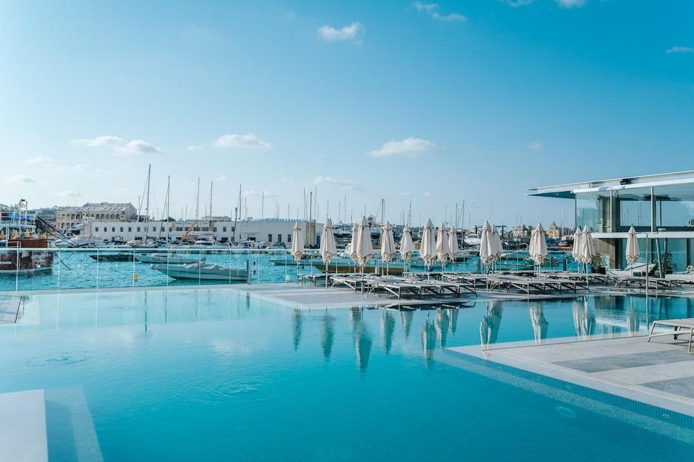 Blubay Apartments By St Hotels Gzira Luaran gambar