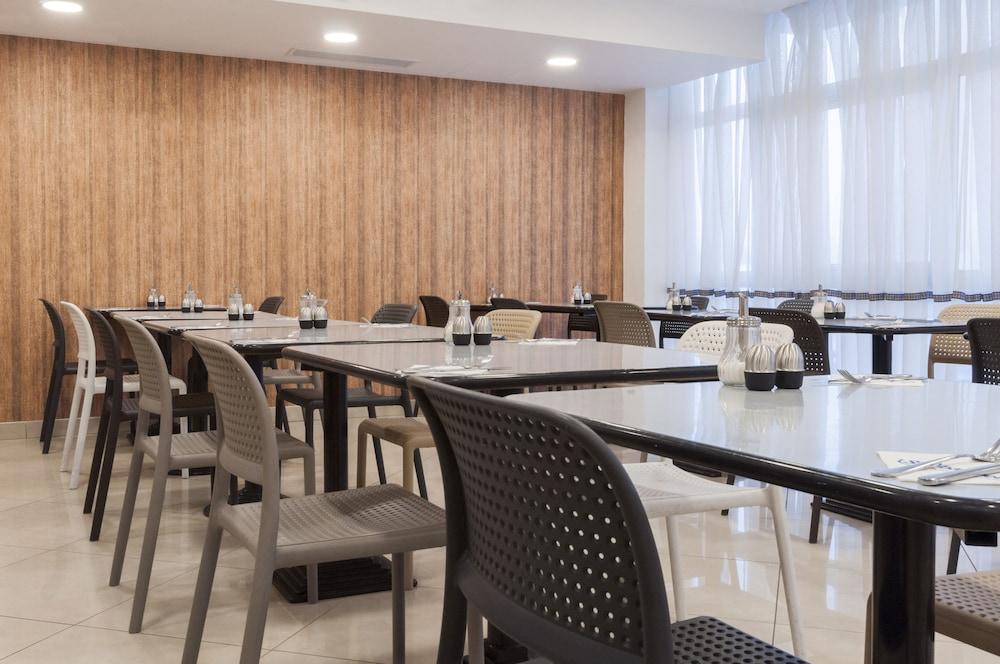 Blubay Apartments By St Hotels Gzira Luaran gambar