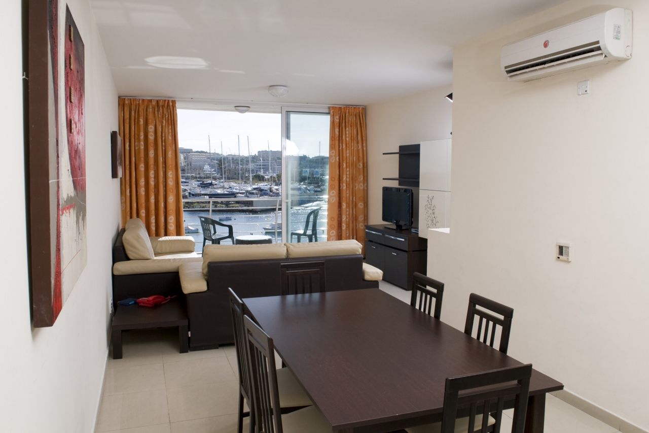 Blubay Apartments By St Hotels Gzira Dalaman gambar