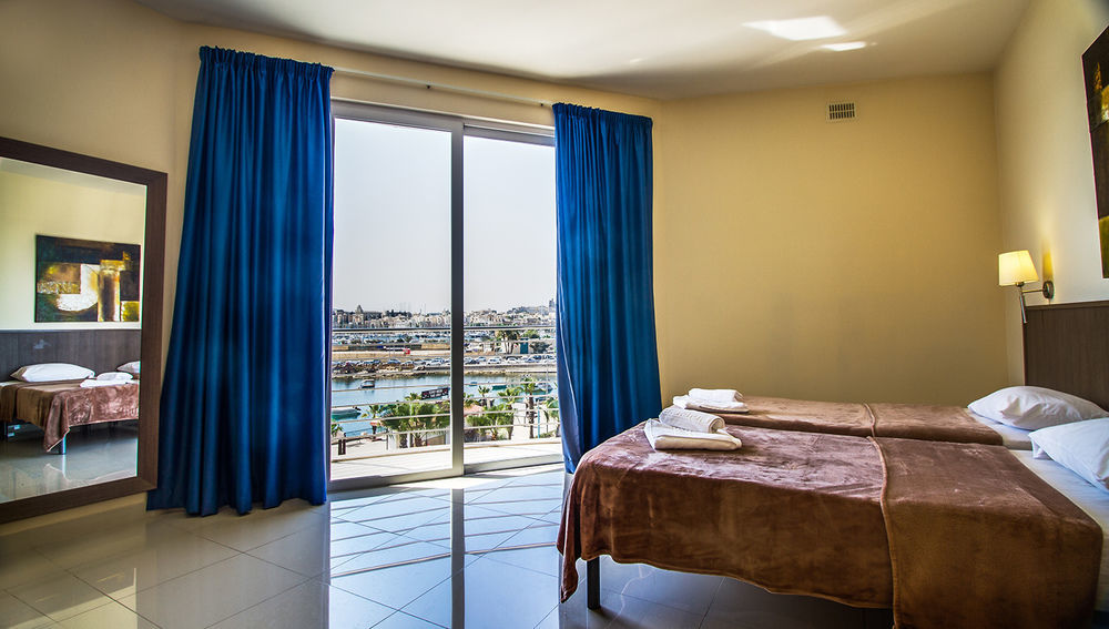 Blubay Apartments By St Hotels Gzira Luaran gambar