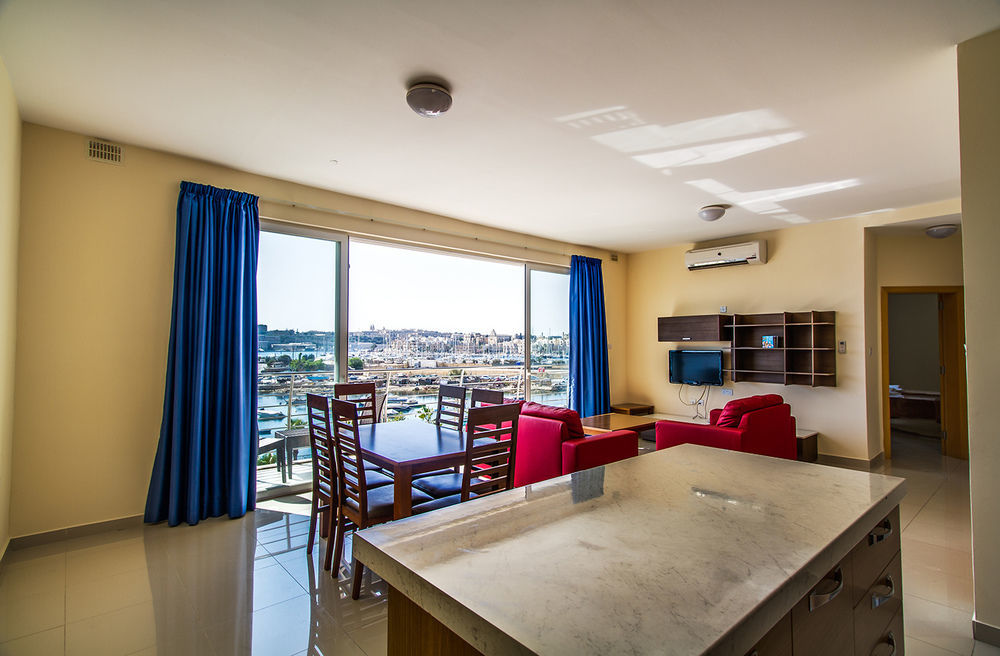 Blubay Apartments By St Hotels Gzira Luaran gambar